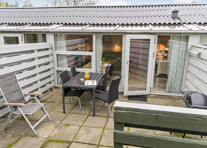 Stunning In Apartment Vejers Strand